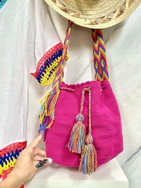 Artisan Fringe tassel hippy bucket bag with Gypsy resort vacay beach vibe